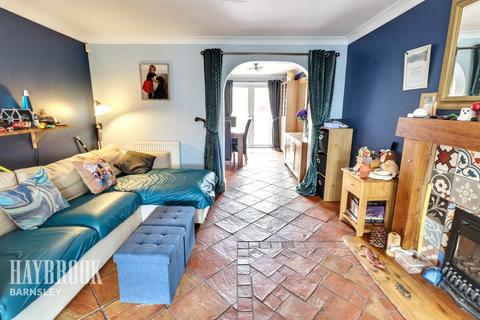 undefined, Manor Fields, Great Houghton