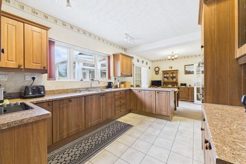 undefined, Old Road, Calne SN11