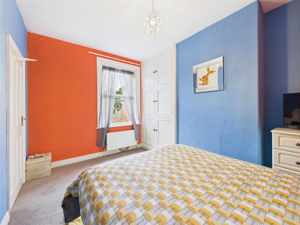 Bedroom: