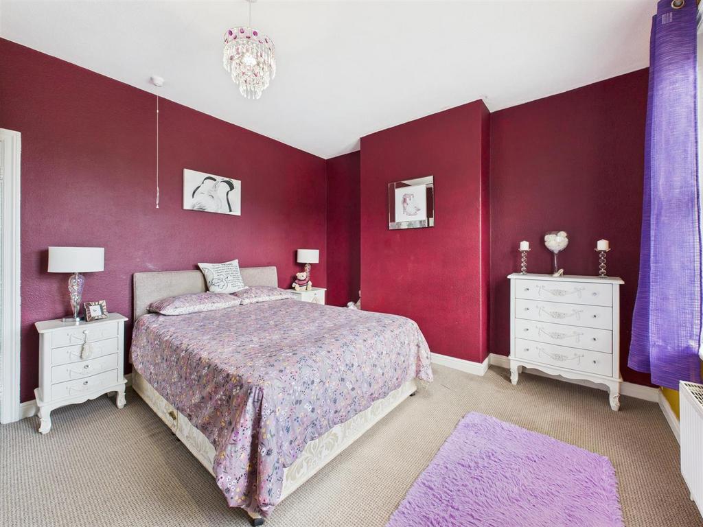 Bedroom: