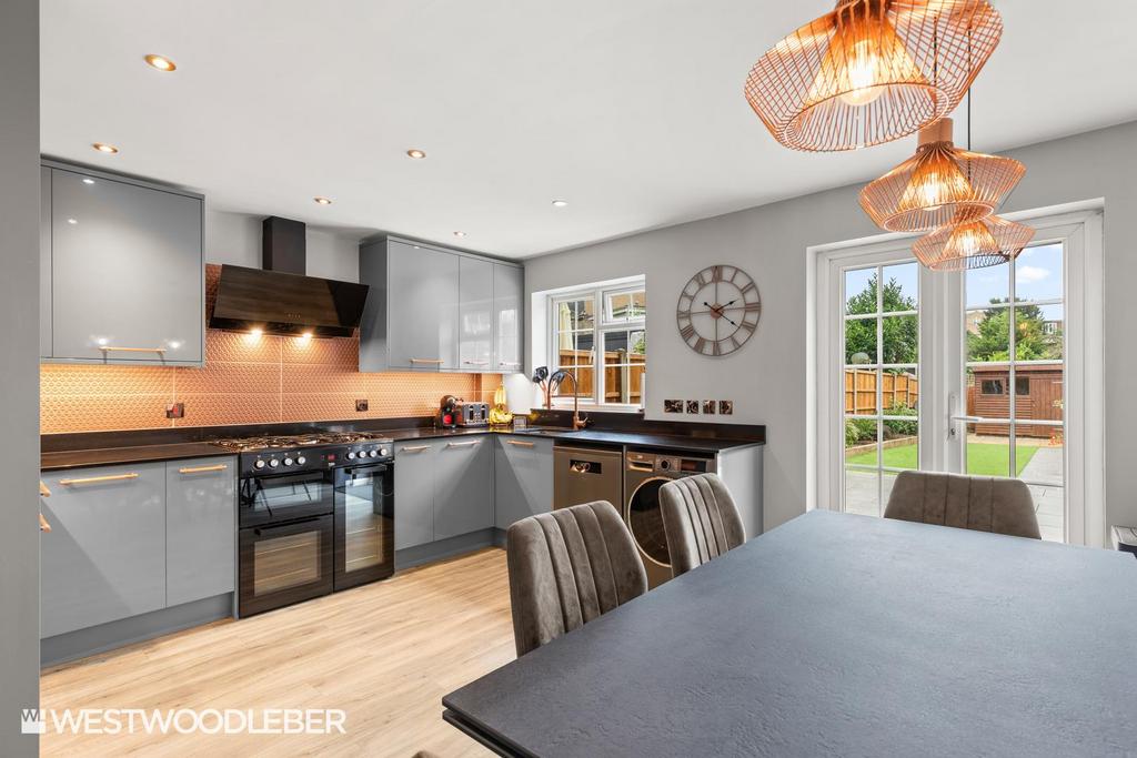 Brookside 6.jpg