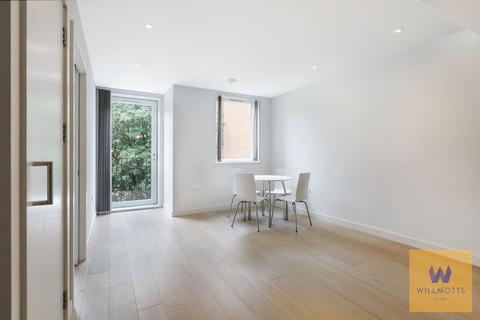 1 bedroom flat for sale, Albion Place, London, W6