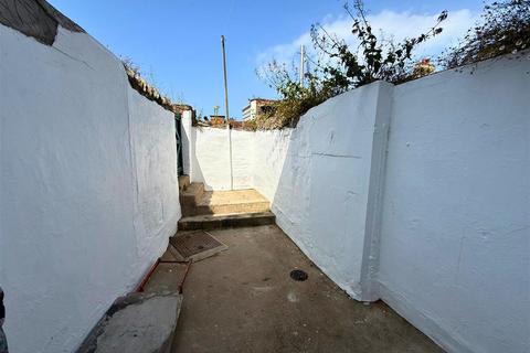 2 Richmond Road, Ilfracombe, EX34 8DG