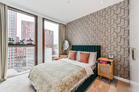 3 bedroom flat for sale, Thames City, Nine Elms, London, SW8