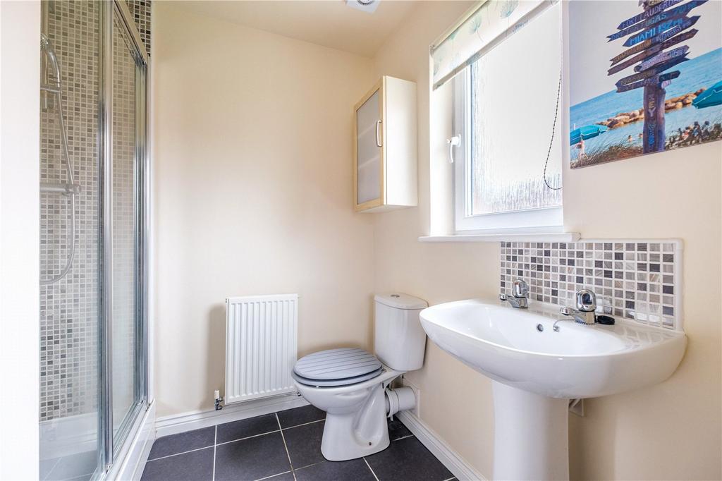 Toilet/Shower