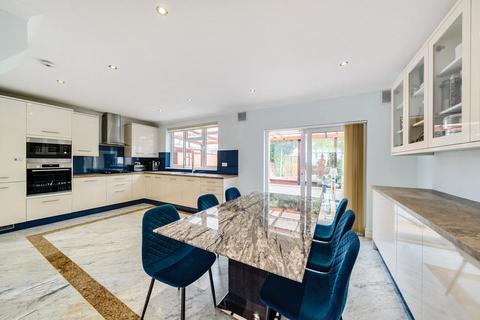 3 bedroom semi-detached house for sale, Hermitage Way, Stanmore HA7