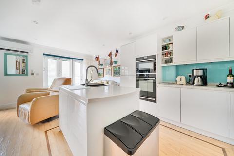 4 Willowbank, Sandwich, CT13 9QA