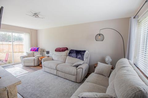 undefined, Newnton Grove, Malmesbury, SN16