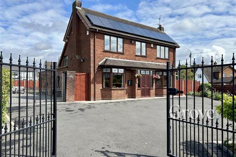 5 bedroom detached house for sale, Uffmoor Lane, Halesowen