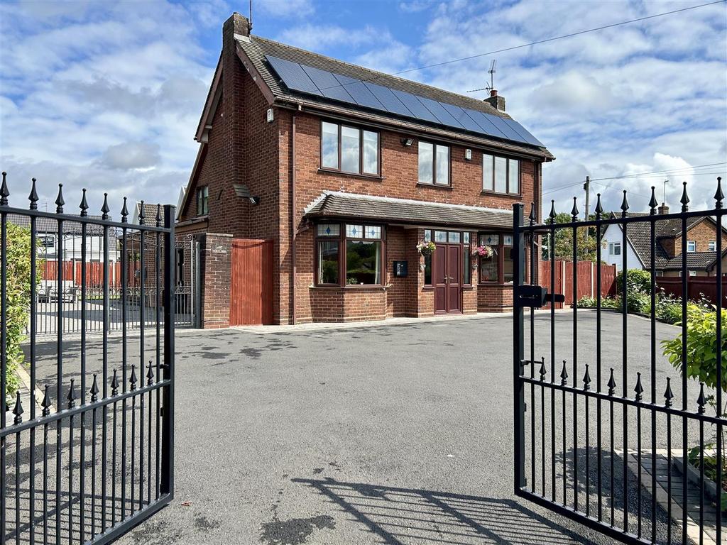 Uffmoor Lane Halesowen 1.jpg