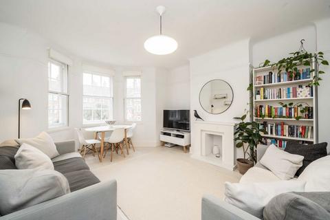 2 bedroom flat for sale, Bromyard Avenue, London W3