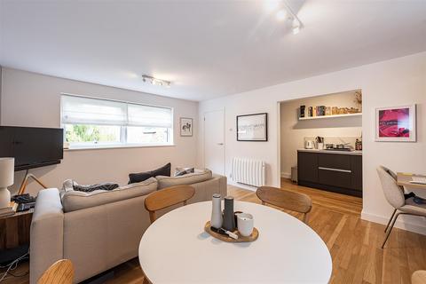 1 bedroom flat for sale, Milton Road, Harpenden