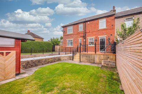 4 bedroom end of terrace house for sale, Carr Street, Huddersfield