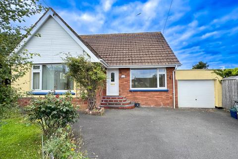 4 bedroom detached house for sale, Pottery Lane, Yelland