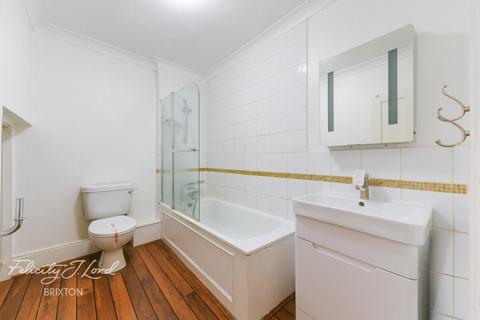 1 bedroom flat for sale, Holbeach Mews, LONDON