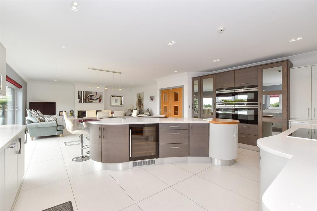 Kitchen/Family Area