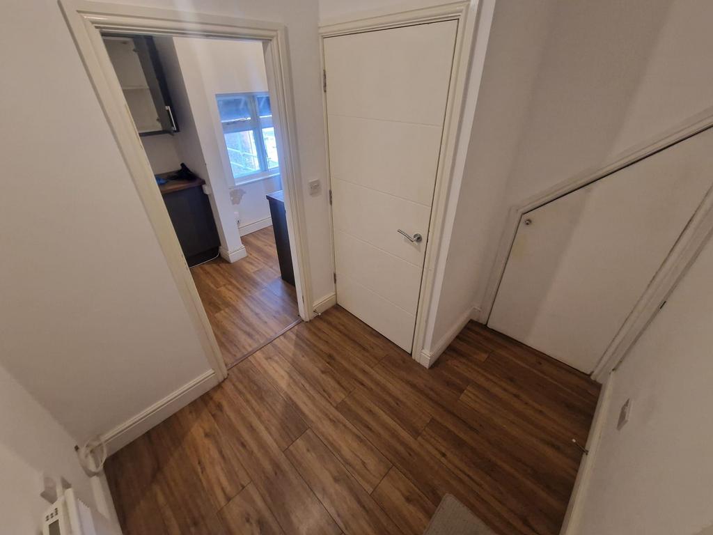 Apartment in Leicester - View 2