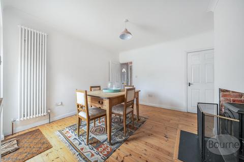 19 South Road, Guildford, GU2 9NY
