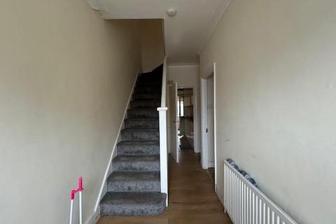 4 bedroom end of terrace house to rent, Maldon Road, Edmonton, N9