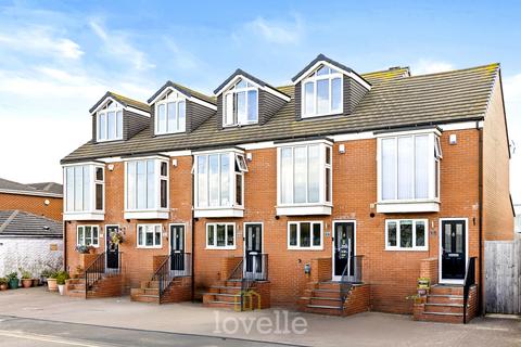 3 bedroom townhouse for sale, Beach View Court ,Norfolk Lane, Cleethorpes DN35