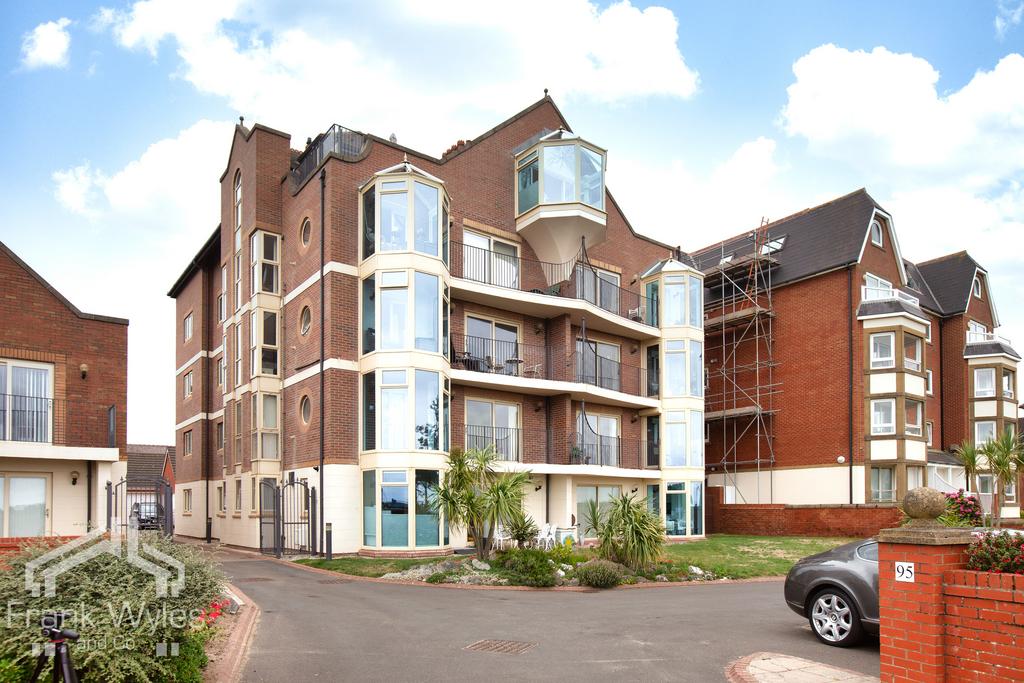 11 hill cliffe 52
