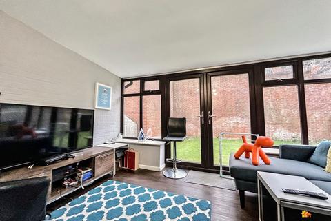 undefined, New Road, High Wycombe, HP12