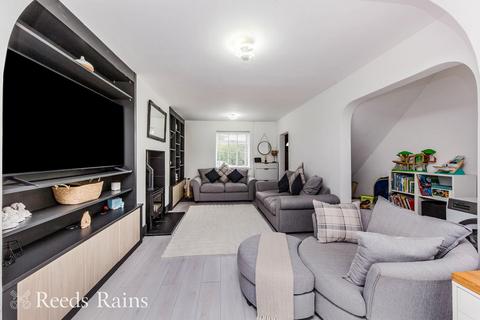 13 Crescent Road, Congleton, CW12 4BG