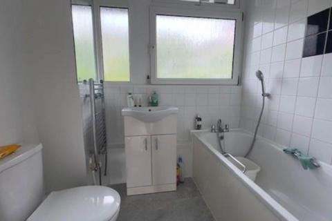 1 bedroom apartment to rent, Dagmar Court, Island Gardens