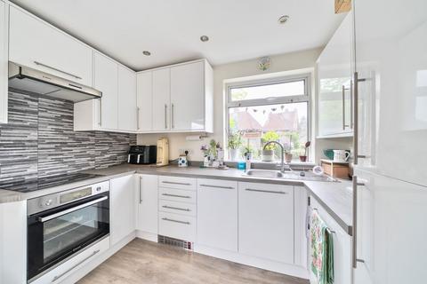 2 bedroom end of terrace house for sale, Tudor Close, Pinner, HA5
