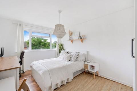 undefined, Rosebery Avenue, Epsom KT17