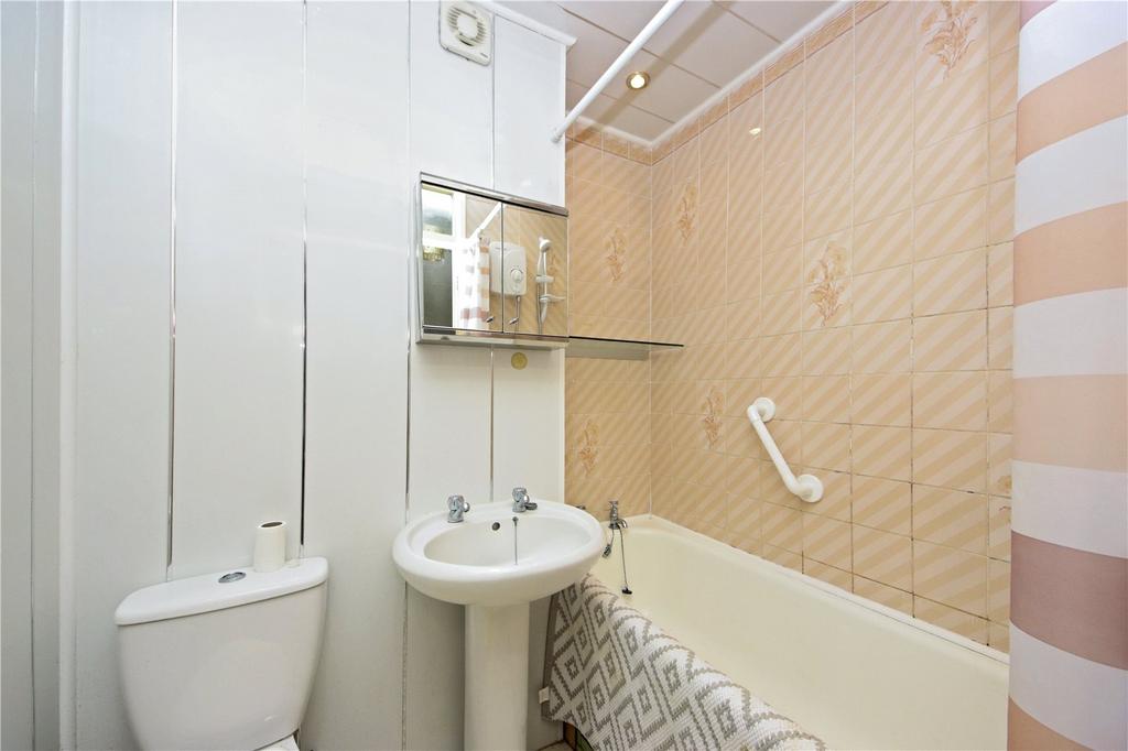 Bathroom/Wc