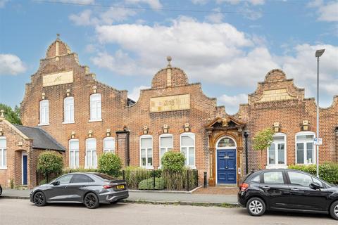 2 bedroom apartment for sale, Sutton Road, St. Albans