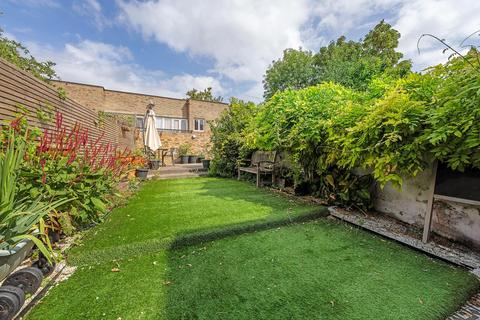 undefined, Rosebery Road, London SW2