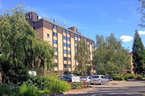 Studio to rent, Manhattan Drive, Cambridge