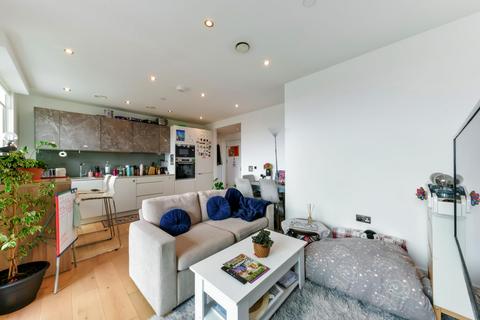 1 bedroom apartment to rent, Duval House, Grant Road, London, SW11
