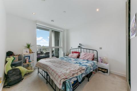 1 bedroom apartment to rent, Duval House, Grant Road, London, SW11