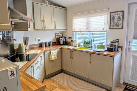 2 bedroom park home for sale, 42 Warren Park, Warrant Road, Stoke On Tern, Market Drayton, TF9 2DZ