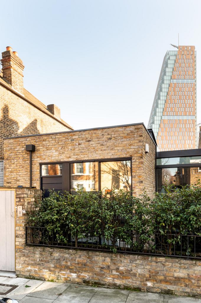 302308 - 1a Nascot Street The Modern House (37)...