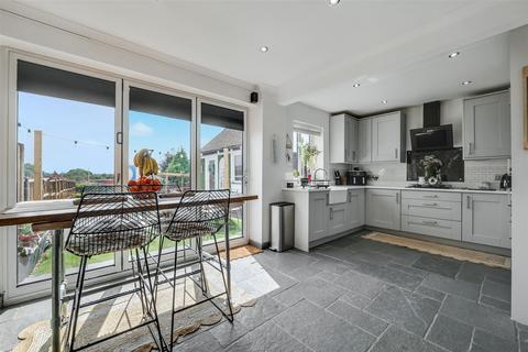 148 Bedworth Road, Bulkington, Bedworth, CV12 9LQ