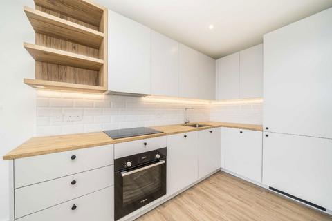 2 bedroom flat to rent, Albion Street, London SE16