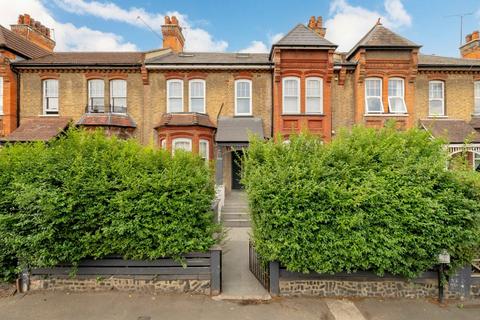 Ferme Park Road, London N8