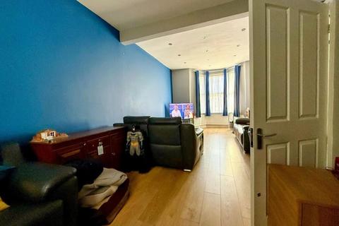 undefined, Regina Road, Southall