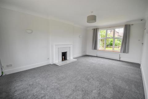 4 bedroom detached house for sale, Hillside Road, Radcliffe-On-Trent, Nottingham