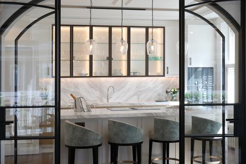 4 bedroom apartment for sale, Albert Gate Court, London SW1X