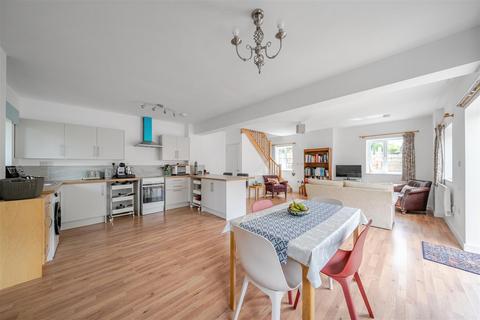 undefined, Eggesford, Chulmleigh