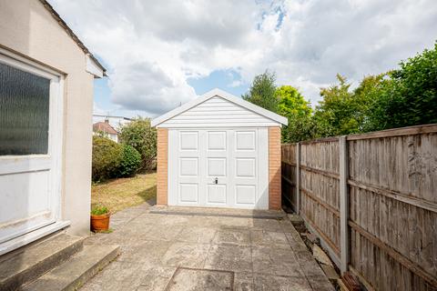 3 bedroom semi-detached house for sale, Eastwoodbury Lane, Southend-on-sea, SS2