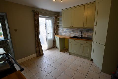3 bedroom terraced house to rent, Old Great North Road, Stibbington, Peterborough, PE8