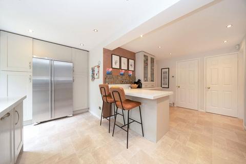 4 bedroom detached house for sale, Lamb Close, Hertfordshire WD25
