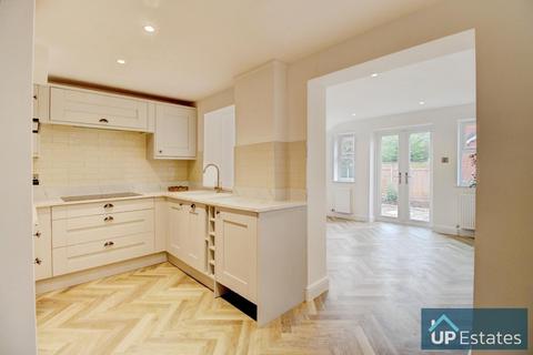 15 Ascot Close, Stratford-upon-avon, CV37 9FN