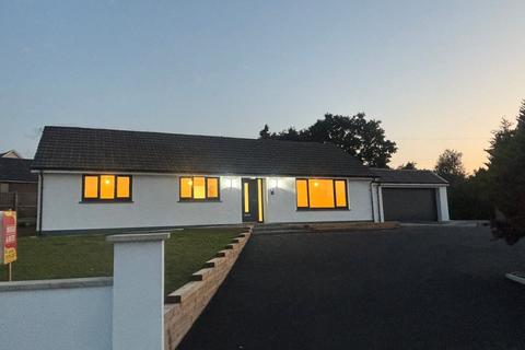 3 bedroom detached bungalow for sale, Velindre, Llandysul, SA44